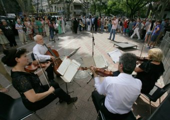 В Доме с ангелом установили памятную доску Борису Литваку