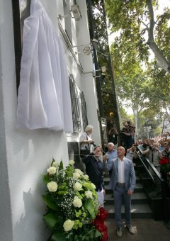 В Доме с ангелом установили памятную доску Борису Литваку