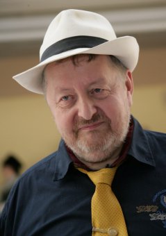 «Главный папа Карло» Украины открыл уникальную кукольную композицию в Одессе (фото)