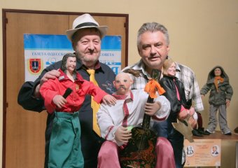«Главный папа Карло» Украины открыл уникальную кукольную композицию в Одессе (фото)