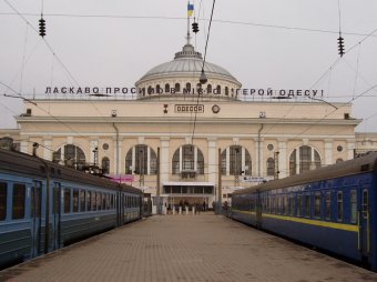 Одесская ж/д трудоустроила первых переселенцев из Донецка