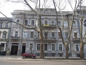 Книга - поклон создателю красивой Одессы