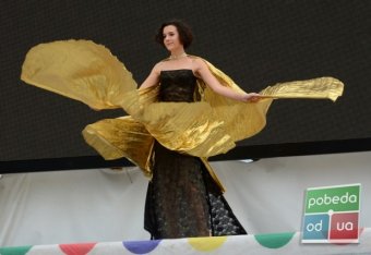 Более 50-ти танцовщиц участовали во флэш-мобе «BellyDance по-одесски» в Аркадии