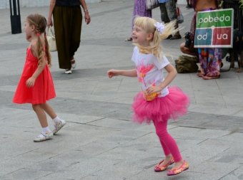 Более 50-ти танцовщиц участовали во флэш-мобе «BellyDance по-одесски» в Аркадии