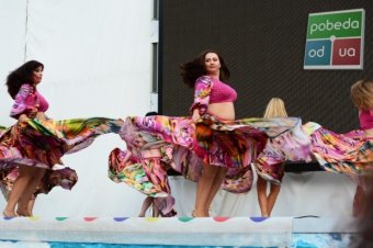 Более 50-ти танцовщиц участовали во флэш-мобе «BellyDance по-одесски» в Аркадии