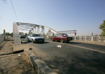 В Одессе железнодорожники облепят Горбатого щитами