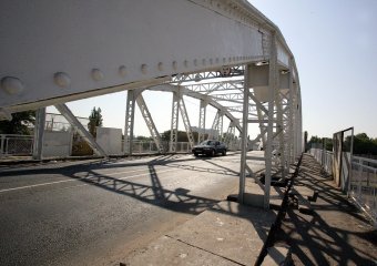 В Одессе железнодорожники облепят Горбатого щитами