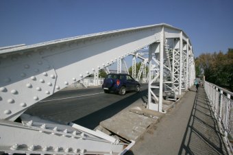 В Одессе железнодорожники облепят Горбатого щитами