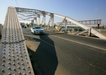 В Одессе железнодорожники облепят Горбатого щитами