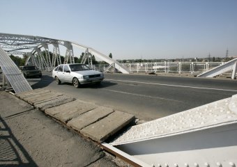 В Одессе железнодорожники облепят Горбатого щитами