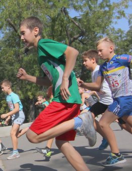 Одесситы сегодня штурмовали Потемкинскую лестницу (фото)