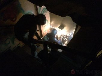 Активисты «Наследия» с помощью «болгарки» штурмовали офис в центре Одессы (фото)