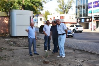 Власти Одессы отчитываются о благоустройстве улицы Черняховского (фото)