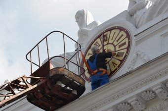 Главные одесские куранты: с точностью до секунды!