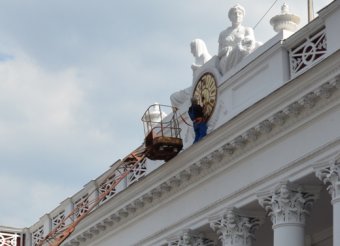 Главные одесские куранты: с точностью до секунды!