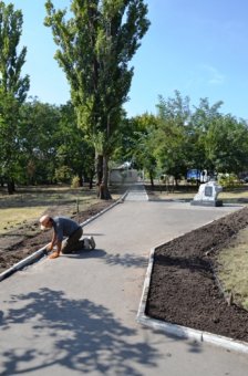 Одесские власти отчитываются о реконструкции сквера Партизанской славы (фото)