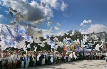 Сергей Кивалов: В Украине должен наступить мир (фото)