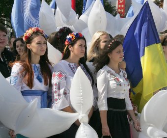 Сергей Кивалов: В Украине должен наступить мир (фото)