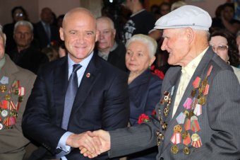 В обновленном сквере Партизанской славы чествовали участников партизанского движения