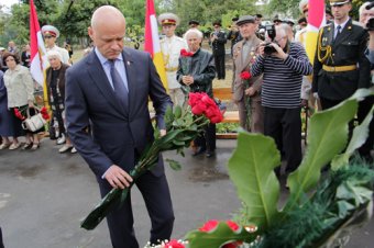 В обновленном сквере Партизанской славы чествовали участников партизанского движения