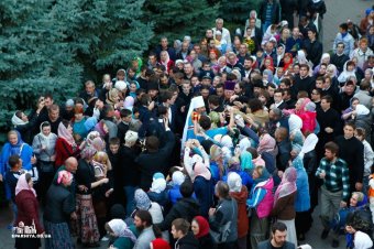 Митрополит Киевский и всея Украины Онуфрий совершил всенощное бдение в Свято-Успенском патриаршем Одесском мужском монастыре (фото)