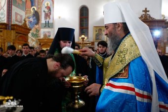 Митрополит Киевский и всея Украины Онуфрий совершил всенощное бдение в Свято-Успенском патриаршем Одесском мужском монастыре (фото)