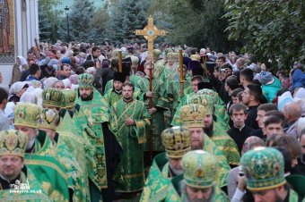 Митрополит Киевский и всея Украины Онуфрий совершил всенощное бдение в Свято-Успенском патриаршем Одесском мужском монастыре (фото)