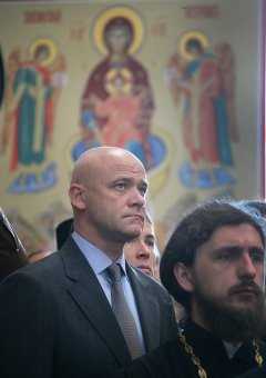 Городской голова Геннадий Труханов присутствовал на богослужении в Свято-Успенском монастыре (фото)