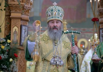 Городской голова Геннадий Труханов присутствовал на богослужении в Свято-Успенском монастыре (фото)