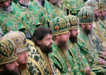 Городской голова Геннадий Труханов присутствовал на богослужении в Свято-Успенском монастыре (фото)