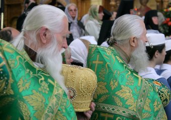 Городской голова Геннадий Труханов присутствовал на богослужении в Свято-Успенском монастыре (фото)