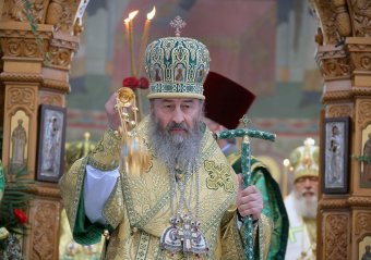 Городской голова Геннадий Труханов присутствовал на богослужении в Свято-Успенском монастыре (фото)