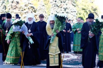 Блаженнейший митрополит Онуфрий совершил заупокойное богослужение на Куликовом поле у Дома Профсоюзов (фото)