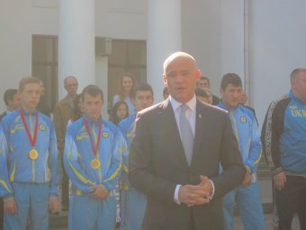 Мэр Одессы встретил национальную сборную Украины по тайскому боксу