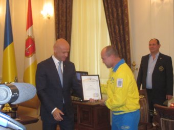 Мэр Одессы встретил национальную сборную Украины по тайскому боксу