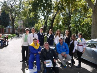 Одесские школьники поддерживают Всеукраинскую акцию «Письмо раненому»