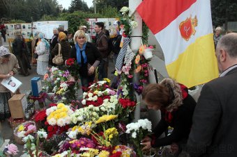 Пять месяцев спустя: На Куликовом поле прошёл траурный митинг (фото)