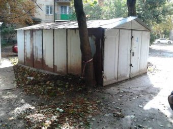 Более 120 бесхозных гаражей выявлено в Одессе. Их будут сносить (фото)