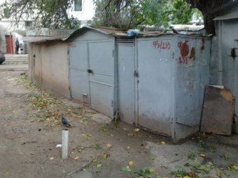 Более 120 бесхозных гаражей выявлено в Одессе. Их будут сносить (фото)