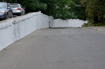 Художники приступили к росписи Карантинного спуска  (фото)