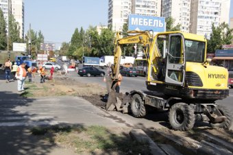 Власти Одессы отчитываются о ремонте дороги на улице Заболотного (фото)