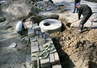 На Греческой площади Одессы демонтирована временная дорога вокруг торгового центра «Афина» (фото)