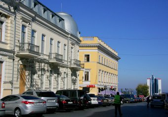 Дом в Воронцовском переулке после реставрации вырос на один этаж