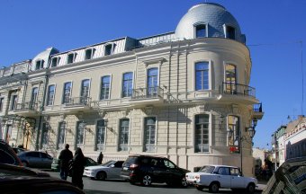 Дом в Воронцовском переулке после реставрации вырос на один этаж