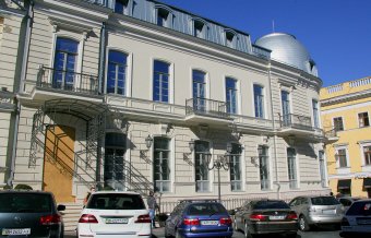 Дом в Воронцовском переулке после реставрации вырос на один этаж