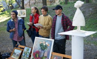 Ко Дню художника Украины в Лунном парке работал арт-маршрут лучших работ одесских художников (фото)