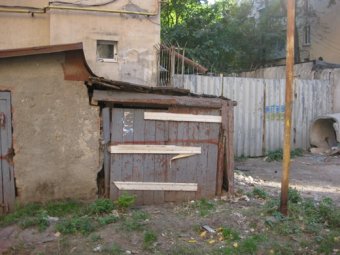 Власти Одессы отчитываются о сносе незаконно установленных гаражей (фото)