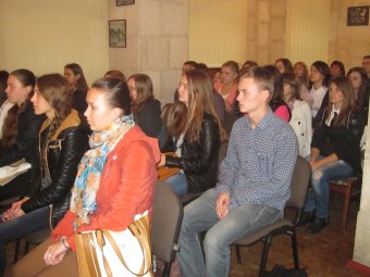 Знаменитая участница обороны Одессы встретилась с молодым поколением