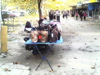 Одесские власти отчитываются о борьбе со стихийной торговлей (фото)