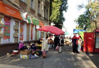 Одесские власти отчитываются о борьбе со стихийной торговлей (фото)